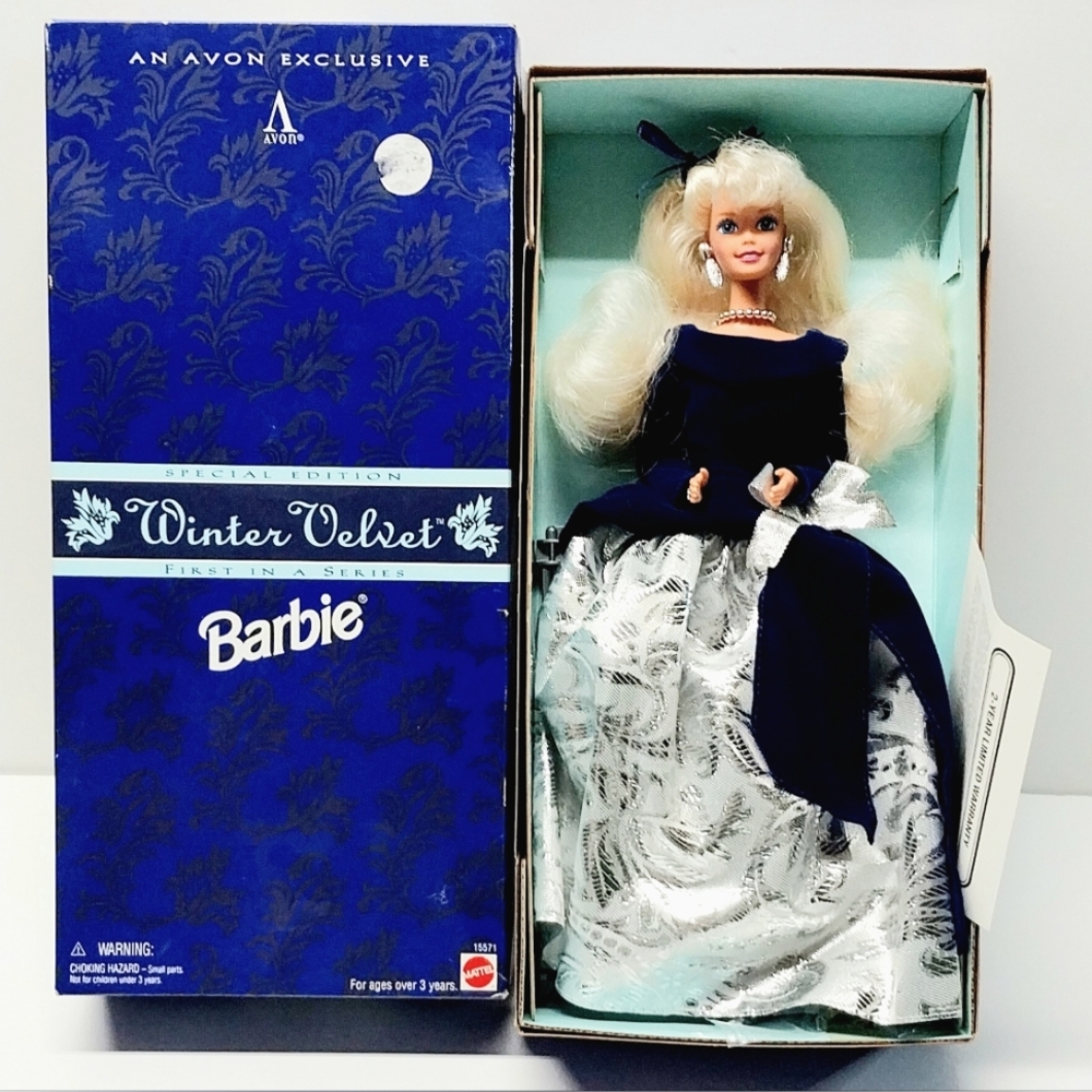 Vtg Barbie 1995 Winter Velvet Avon Exclusive Doll Special Ed #15571 Mattel NRFB